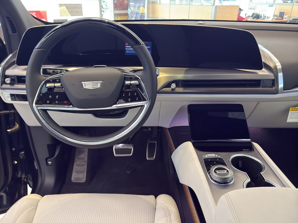 2027 Cadillac VISTIQ Luxury
