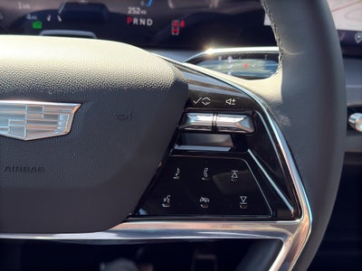 2026 Cadillac VISTIQ Luxury