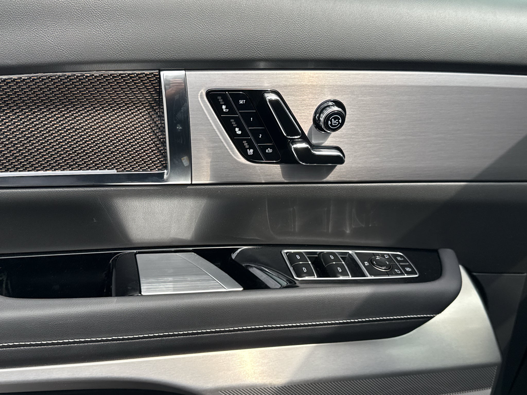 2027 Cadillac VISTIQ Sport
