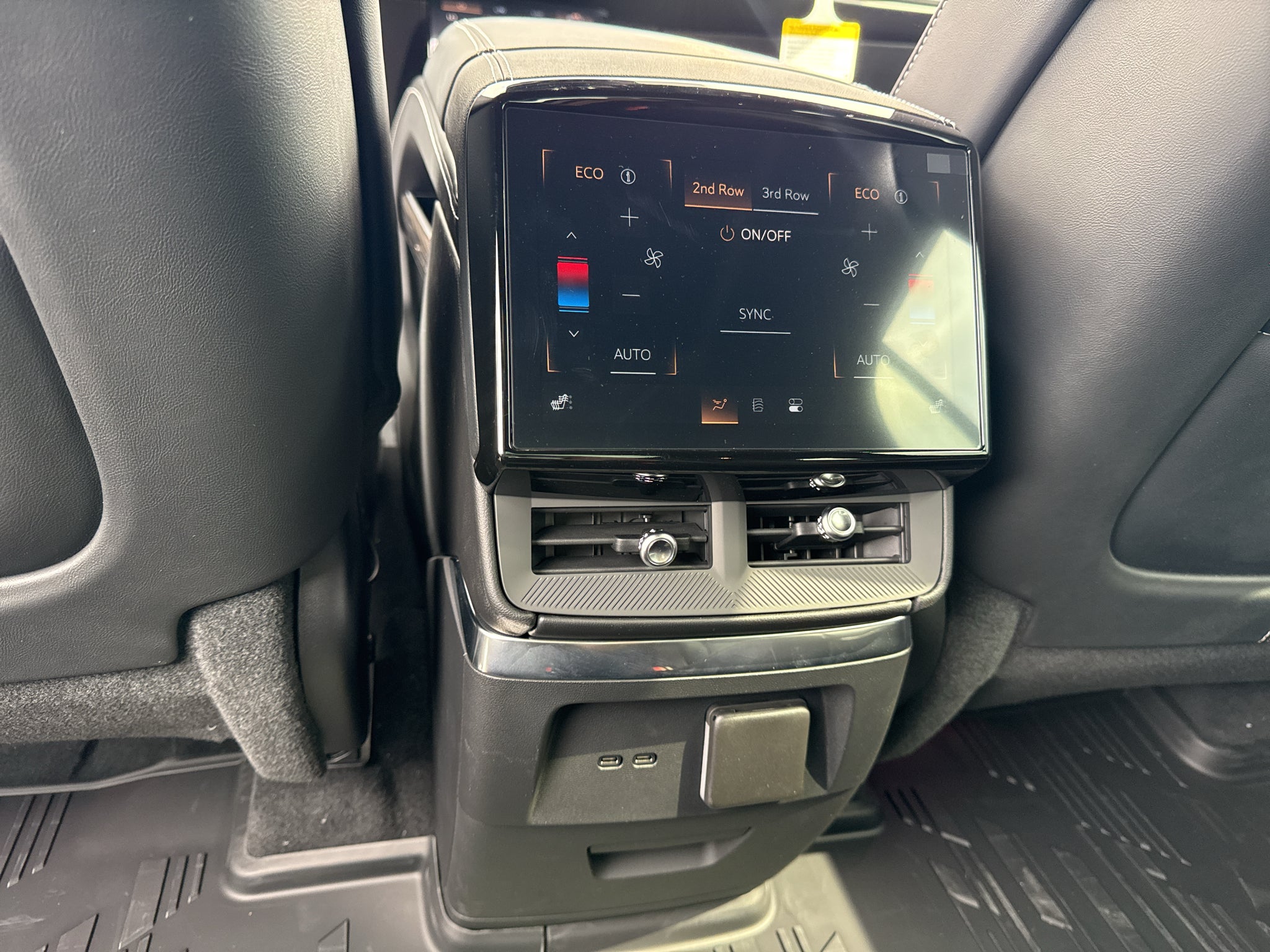 2027 Cadillac VISTIQ Sport