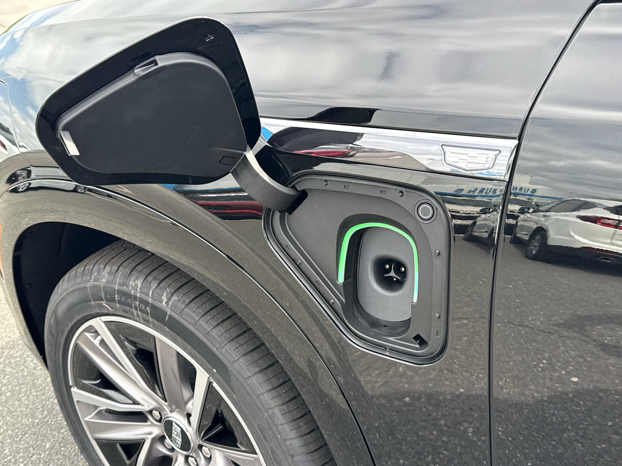 2027 Cadillac VISTIQ Sport