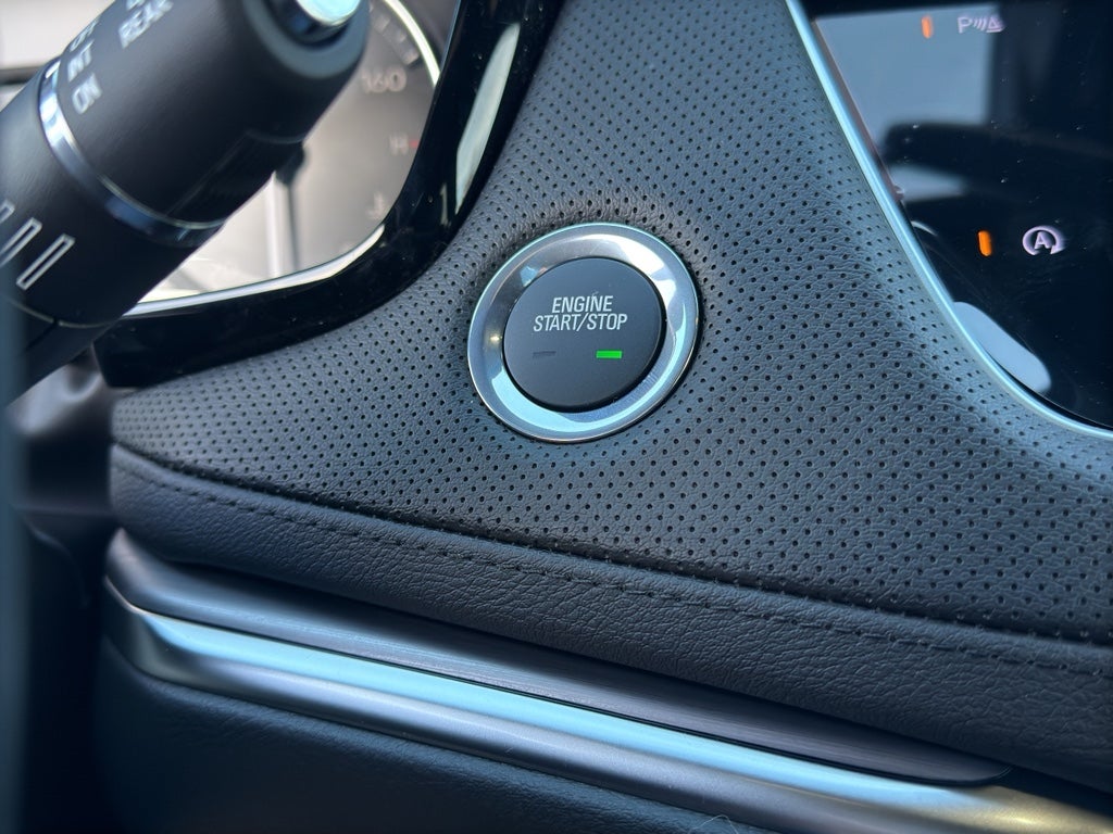 2026 Cadillac XT5 Luxury