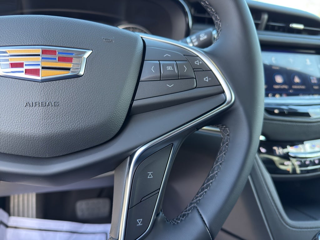 2026 Cadillac XT5 Luxury