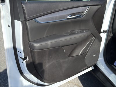 2026 Cadillac XT5 Luxury