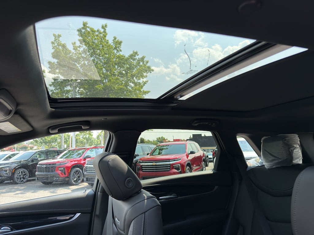 2026 Cadillac XT5 Premium Luxury