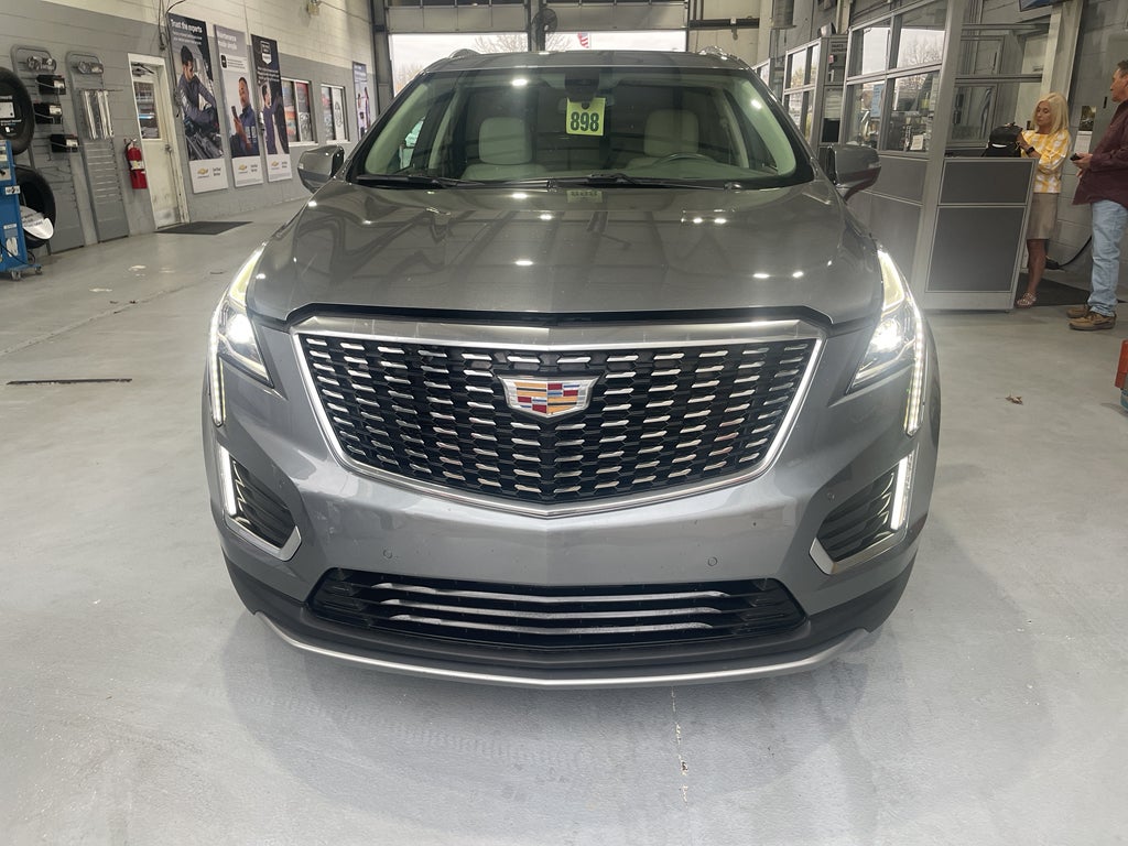 2022 Cadillac XT5 Premium Luxury