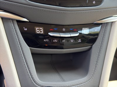 2023 Cadillac XT5 FWD Premium Luxury