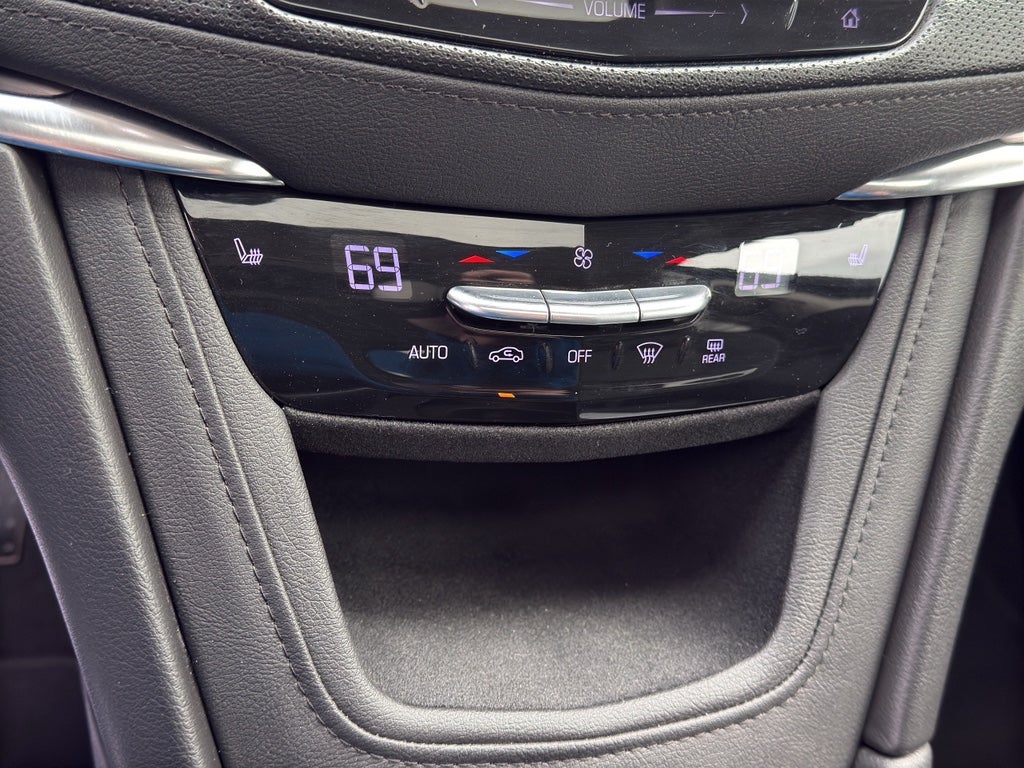 2019 Cadillac XT5 Luxury FWD