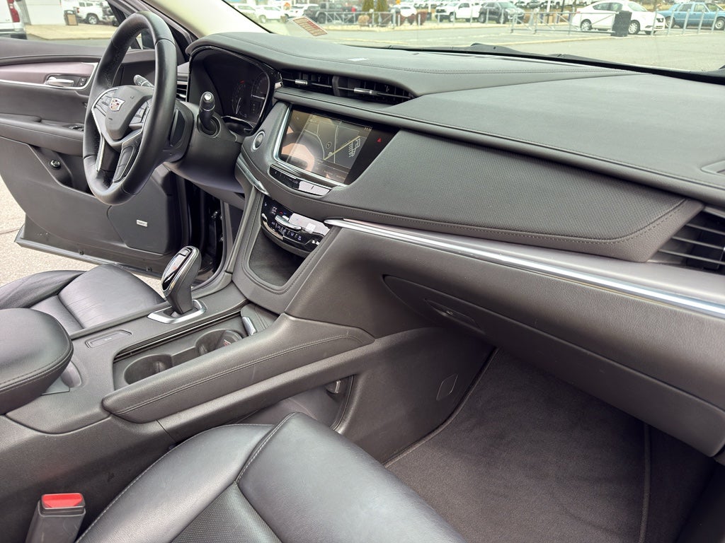 2019 Cadillac XT5 Luxury FWD