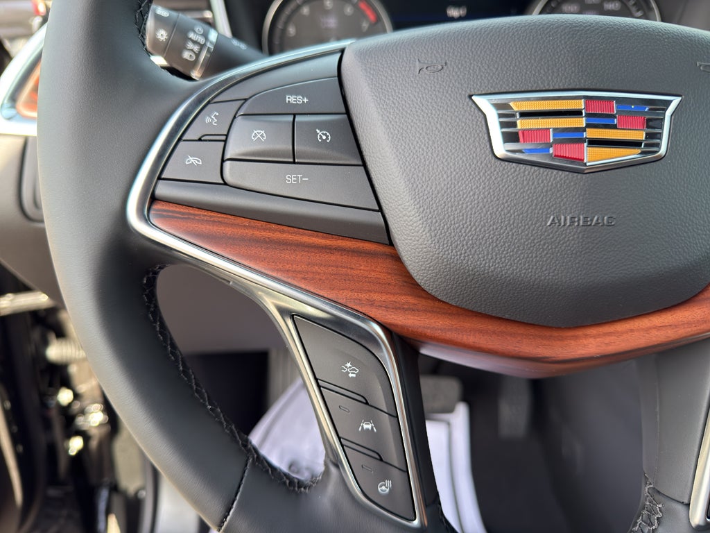 2026 Cadillac XT5 Premium Luxury