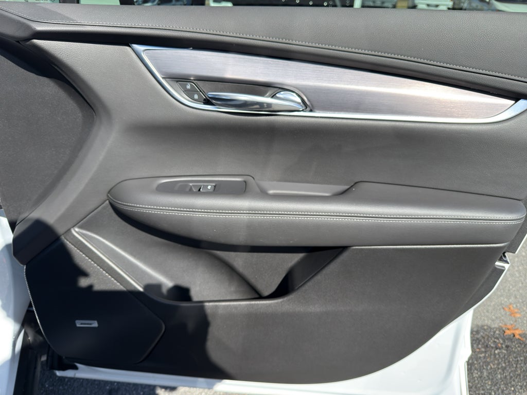 2025 Cadillac XT6 Luxury