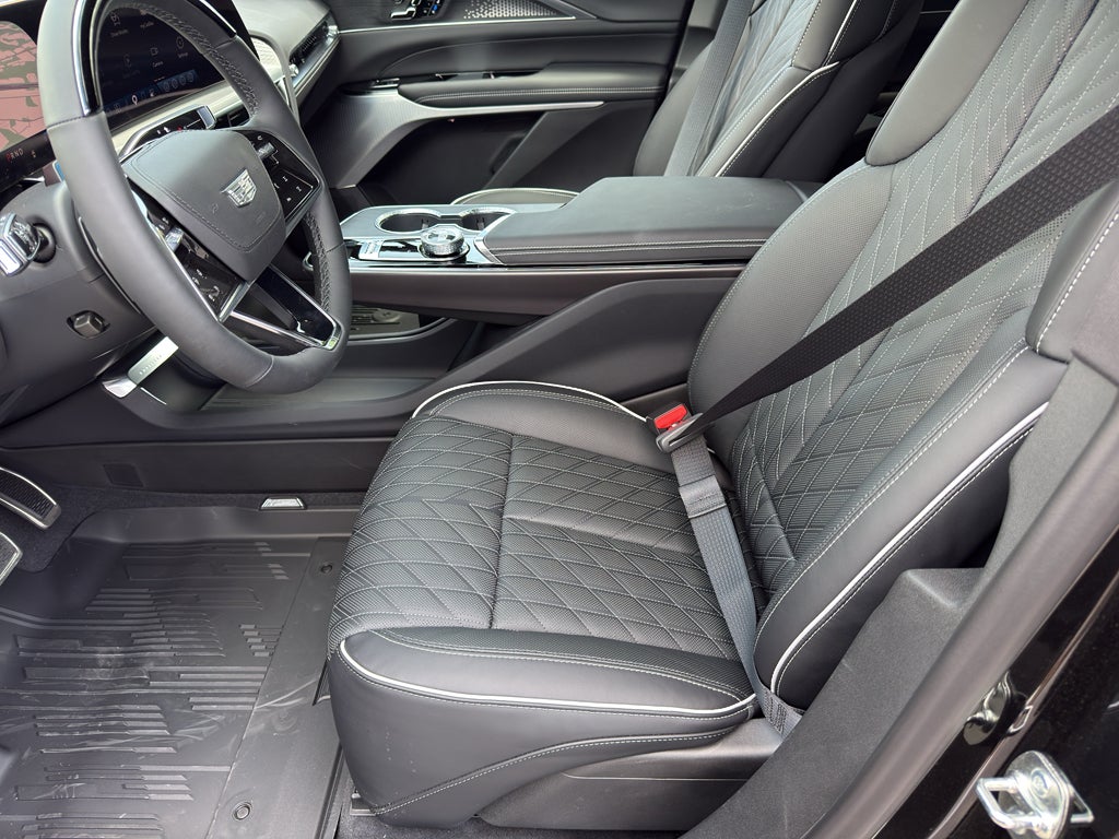 2027 Cadillac LYRIQ Signature Luxury