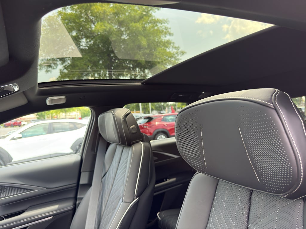 2027 Cadillac LYRIQ Signature Luxury