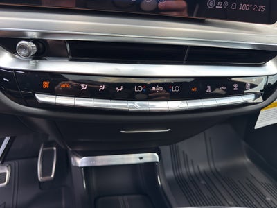 2027 Cadillac LYRIQ Signature Luxury