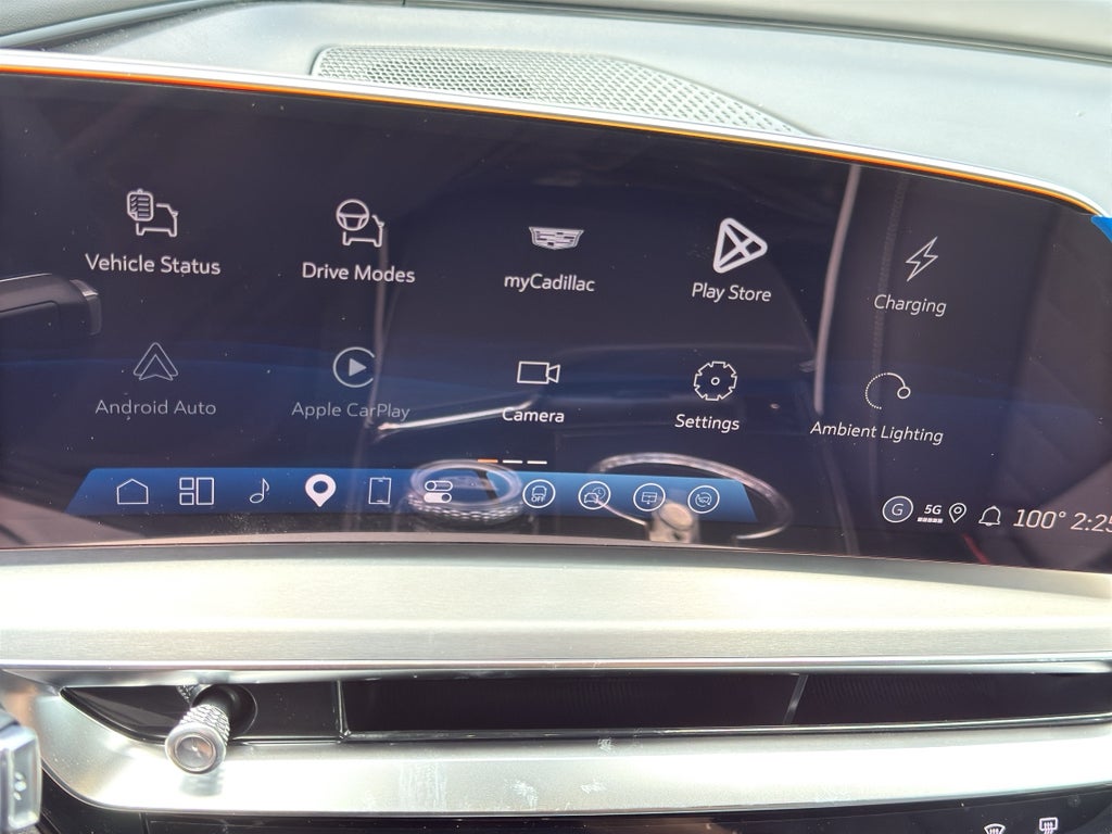 2027 Cadillac LYRIQ Signature Luxury