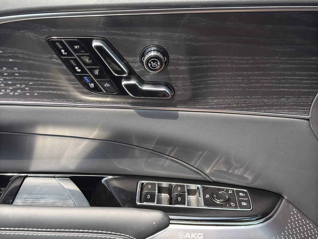 2027 Cadillac LYRIQ Signature Luxury