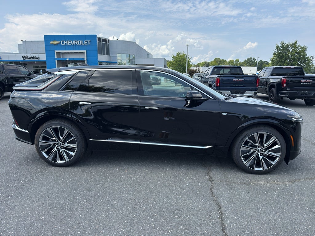2027 Cadillac LYRIQ Signature Luxury