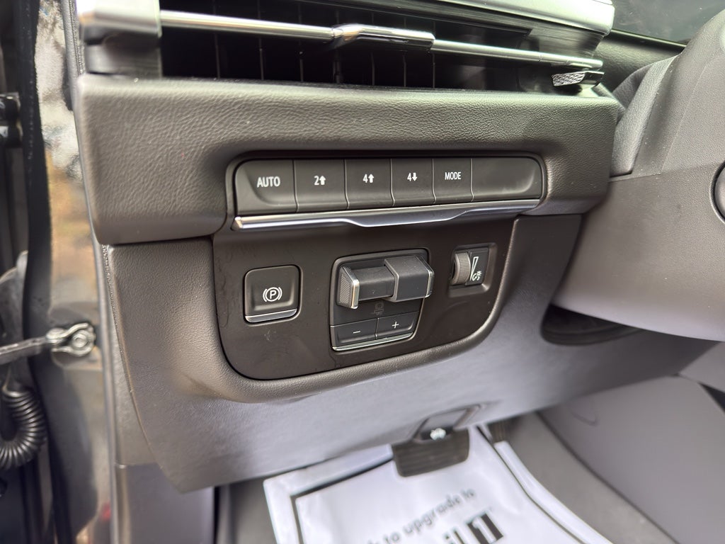 2025 Cadillac Escalade Premium Luxury