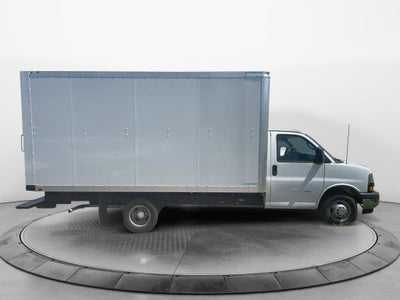 2022 Chevrolet Express Cutaway 3500 Base