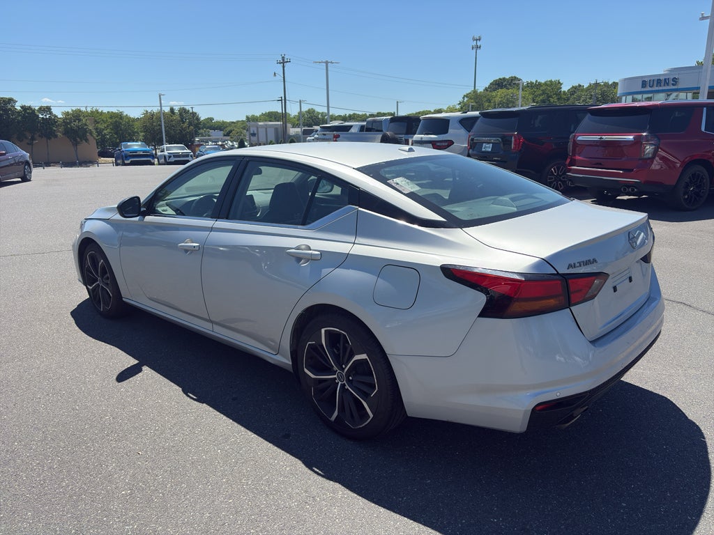 2023 Nissan Altima 2.5 SR