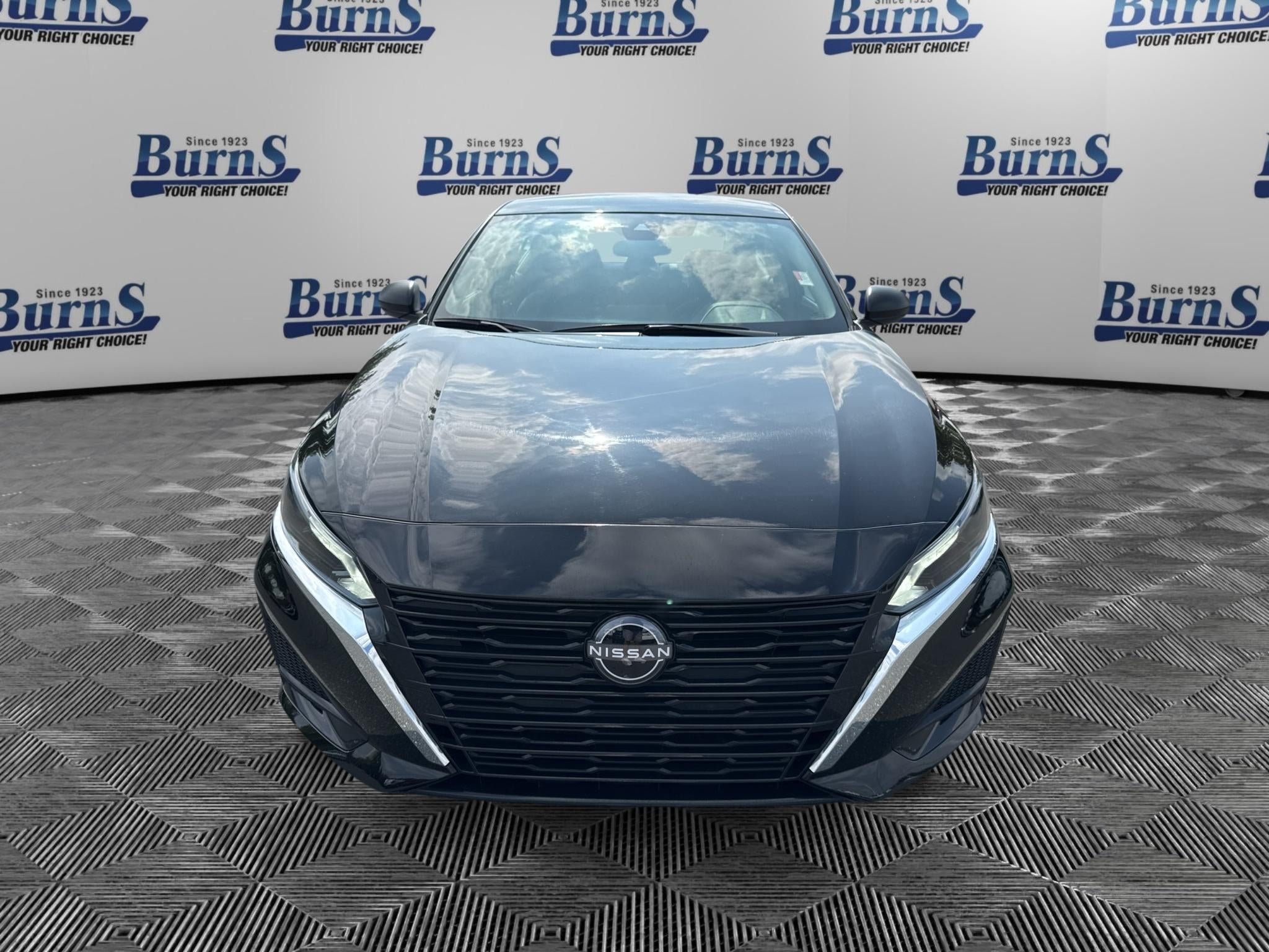 1N4BL4DV3SN391329