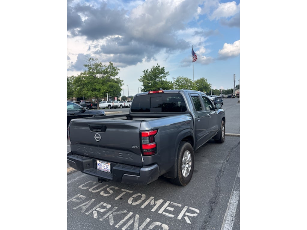 2024 Nissan Frontier SV
