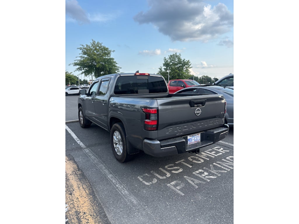 2024 Nissan Frontier SV