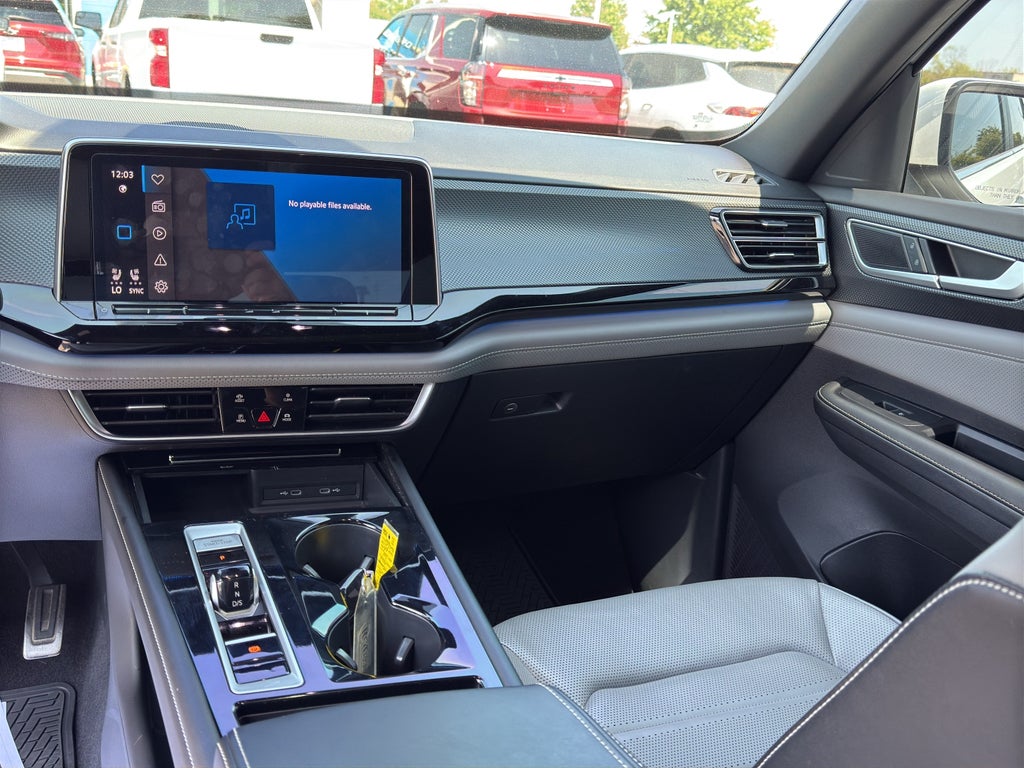 2024 Volkswagen Atlas Cross Sport 2.0T SEL R-Line