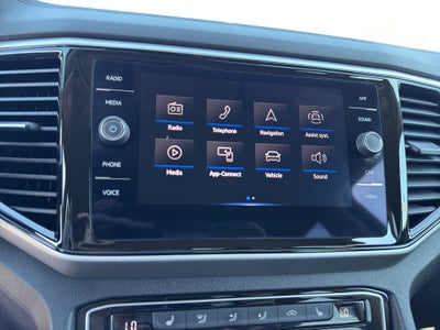 2023 Volkswagen Atlas 2.0T SE w/Technology