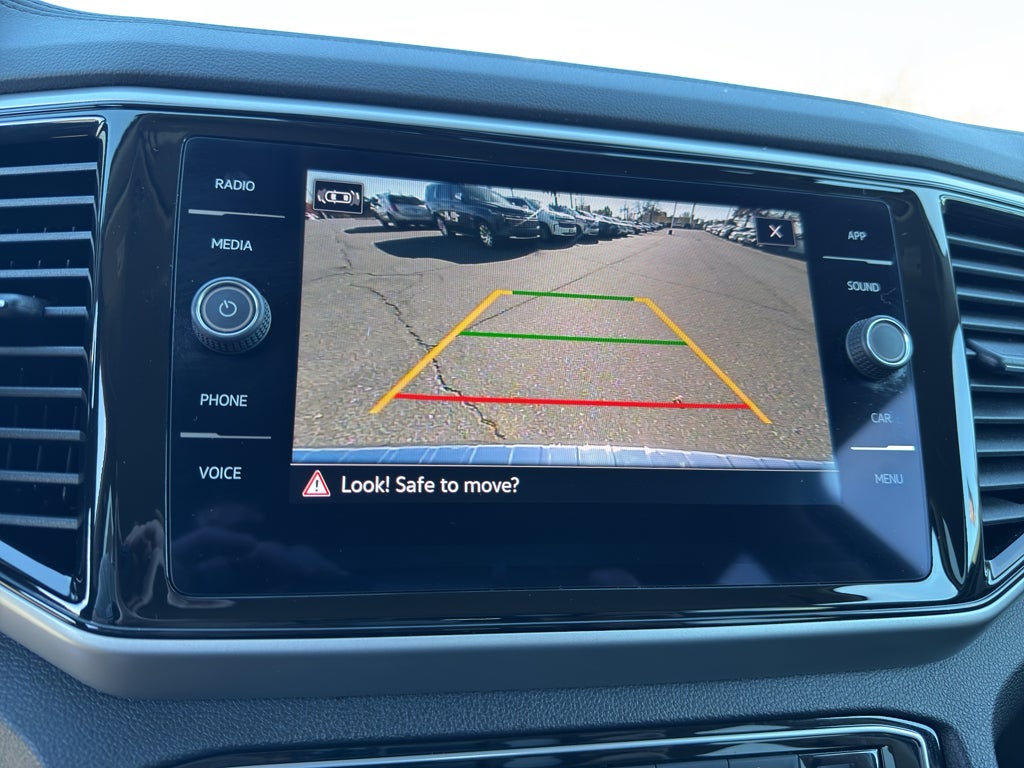 2023 Volkswagen Atlas 2.0T SE w/Technology