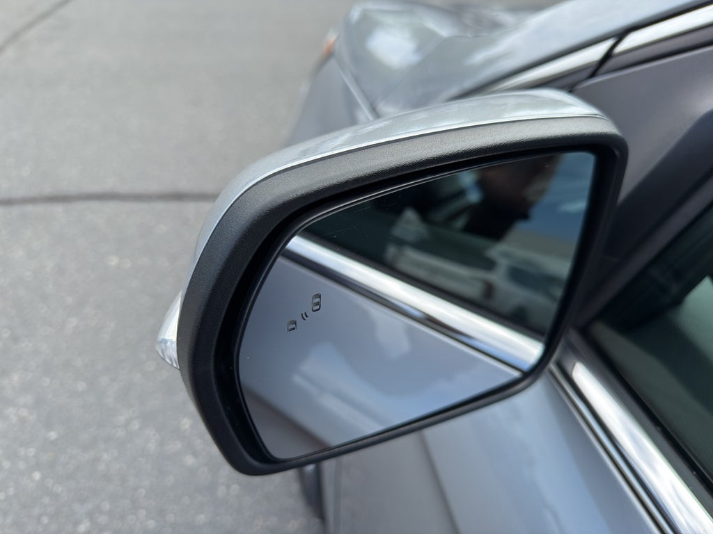 2021 Ford Edge Titanium