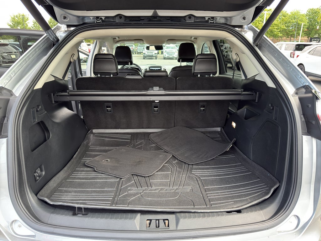 2021 Ford Edge Titanium