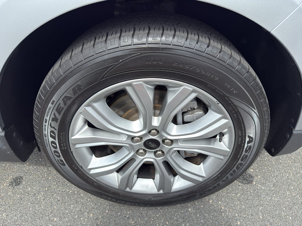 2021 Ford Edge Titanium