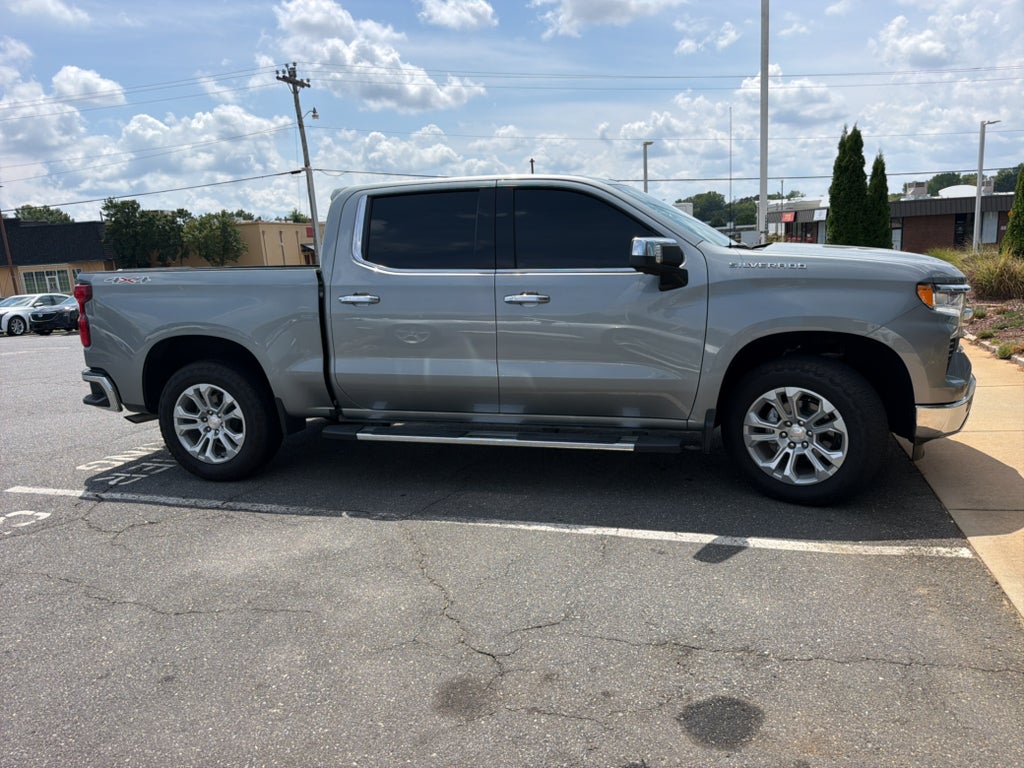 2025 Chevrolet Silverado 1500 LTZ