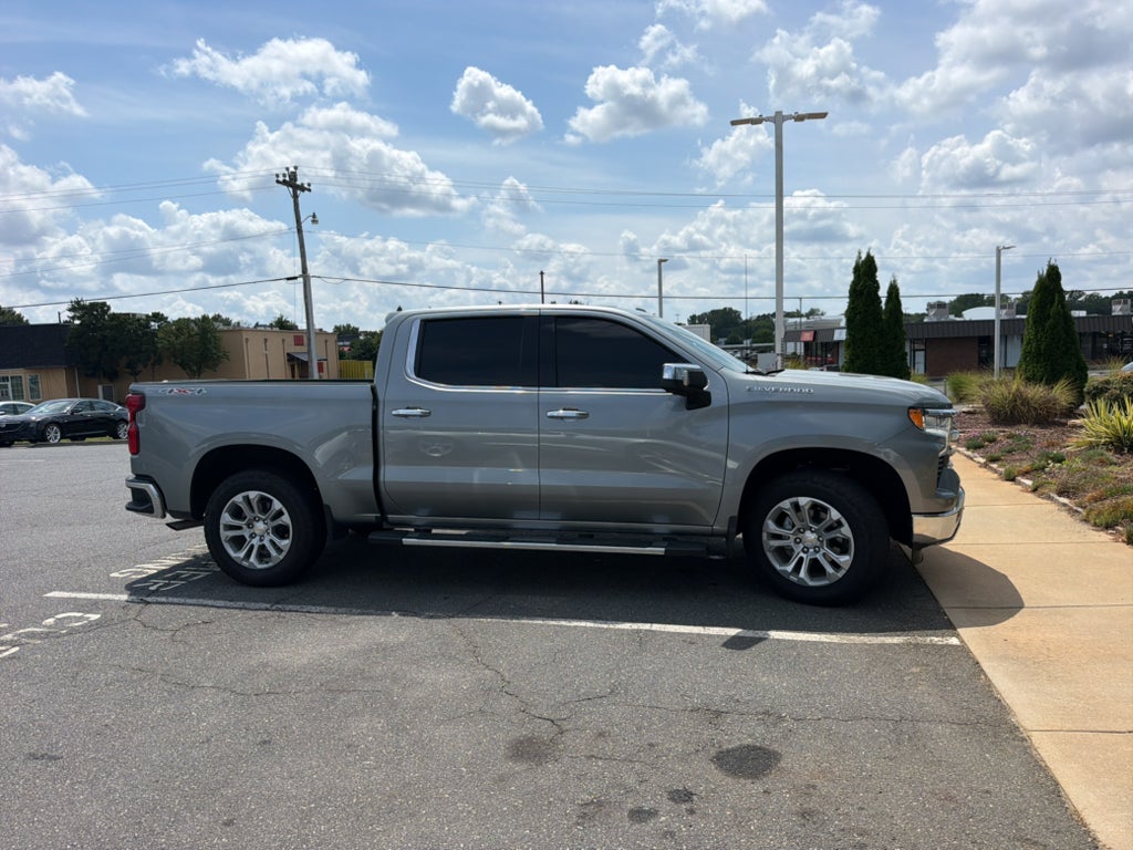 2025 Chevrolet Silverado 1500 LTZ