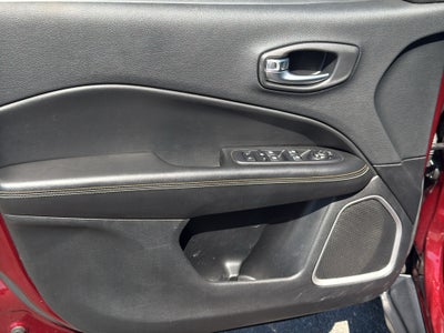 2020 Jeep Compass Latitude w/Sun/Safety Pkg