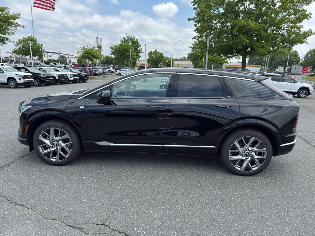 2026 Cadillac OPTIQ Luxury