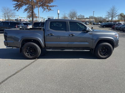 2022 Toyota Tacoma 2WD SR5
