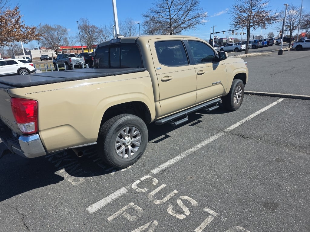 2016 Toyota Tacoma SR5