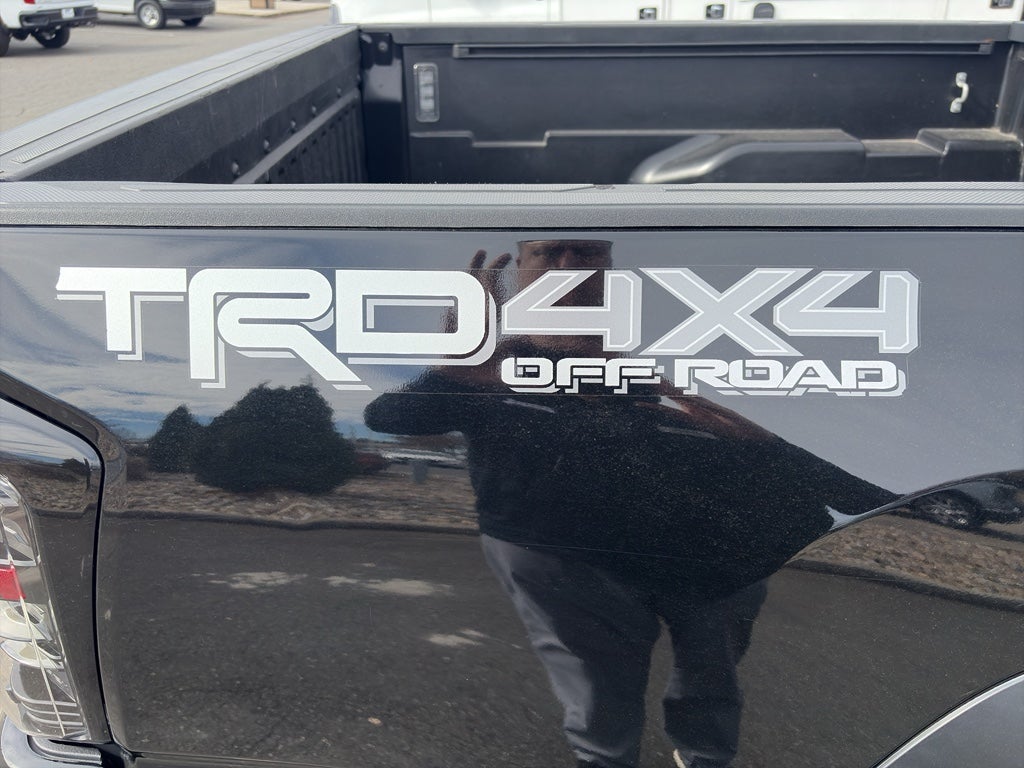 2022 Toyota Tacoma 4WD SR