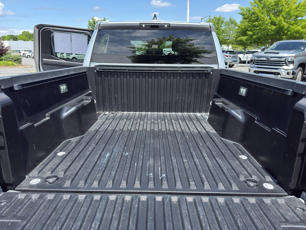 2024 Toyota Tacoma 4WD SR5