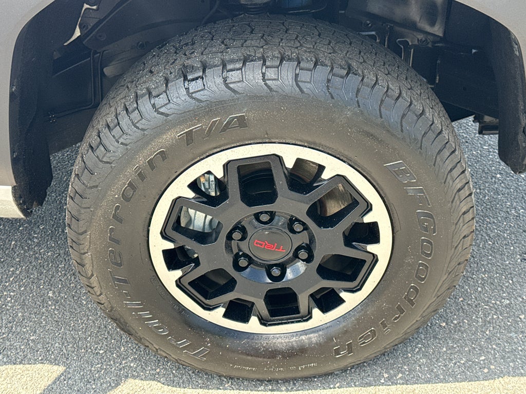 2024 Toyota Tacoma 4WD SR5