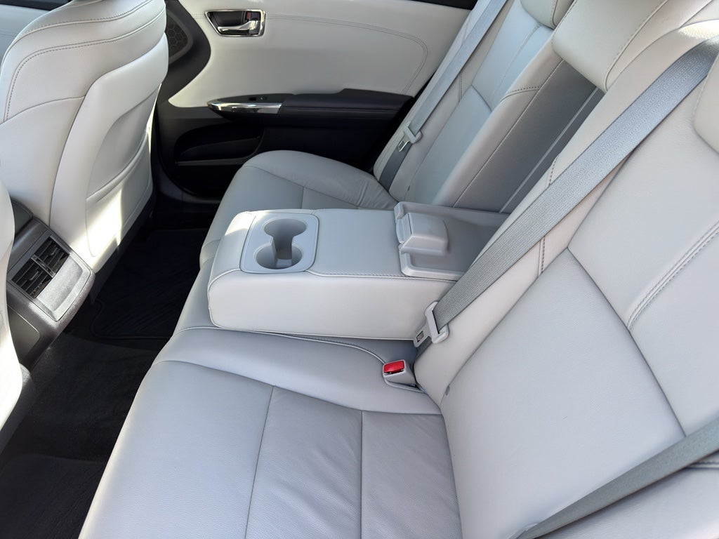 2016 Toyota Avalon Hybrid XLE Premium