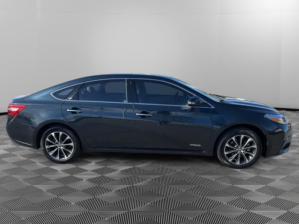 2016 Toyota Avalon Hybrid XLE Premium