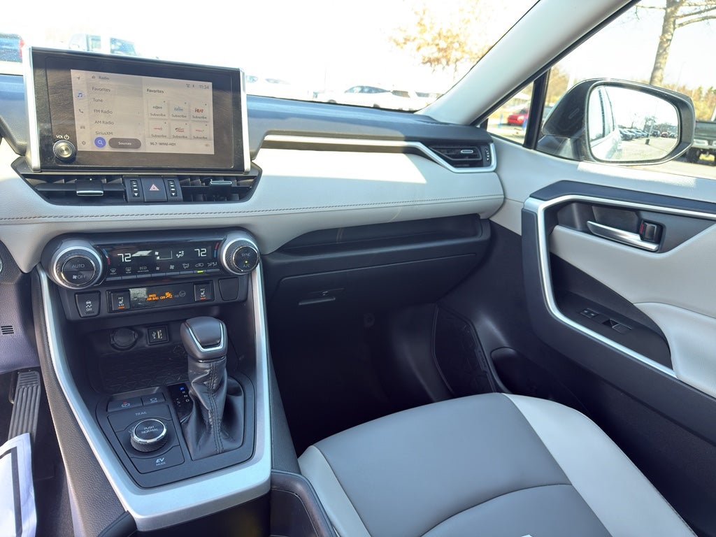 2024 Toyota RAV4 Hybrid XLE Premium