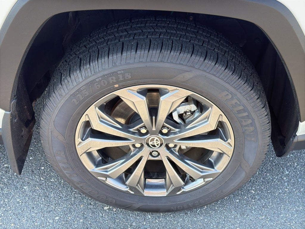 2024 Toyota RAV4 Hybrid XLE Premium