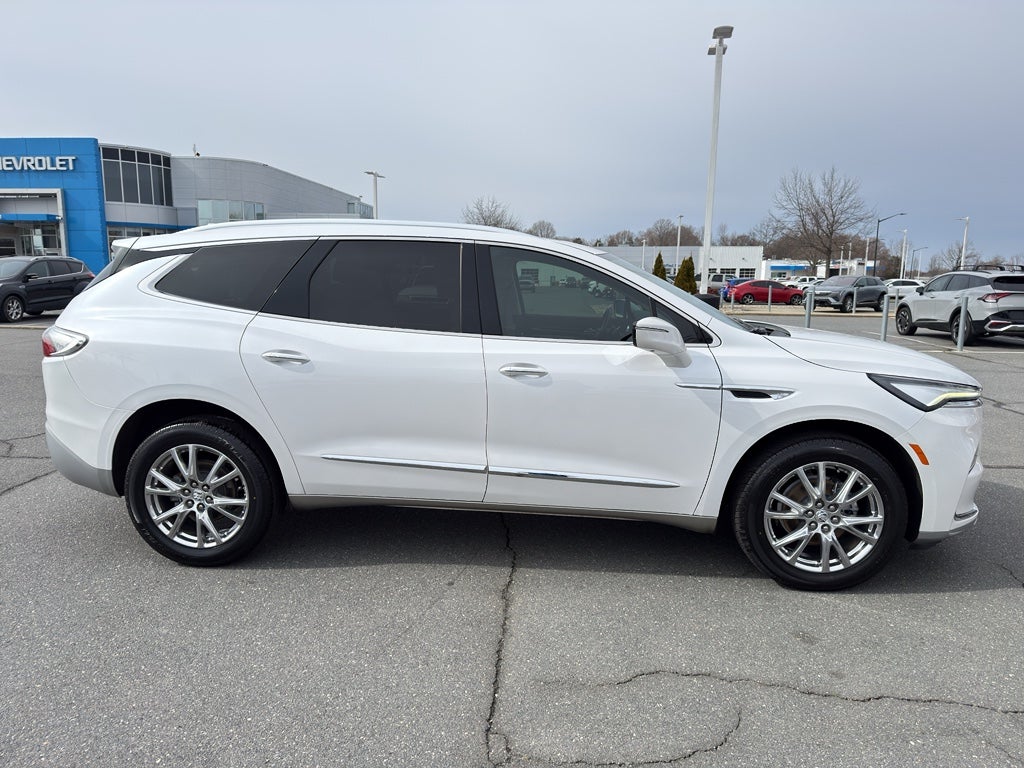 2023 Buick Enclave Premium
