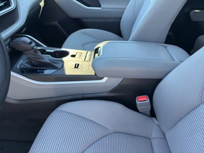 2022 Toyota Highlander L