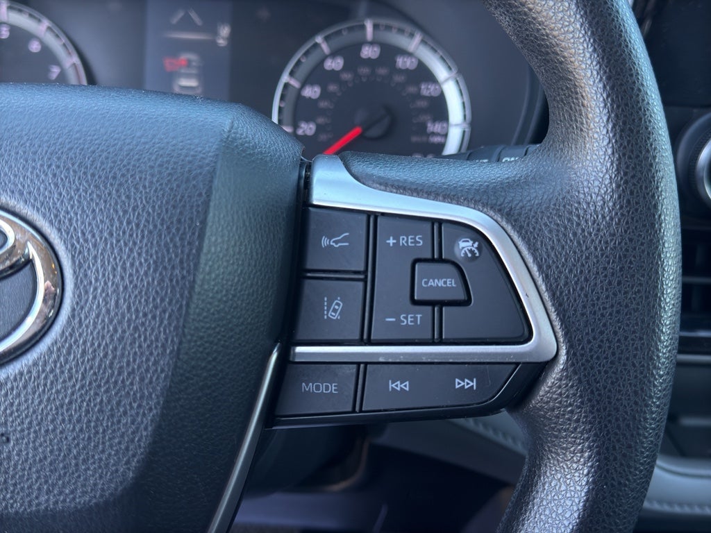 2022 Toyota Highlander L