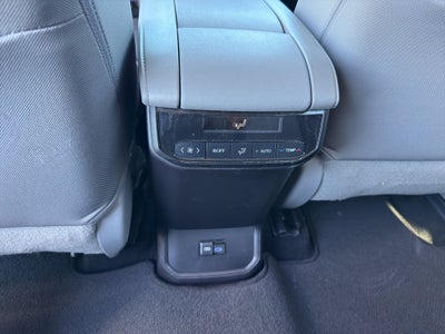 2022 Toyota Highlander L